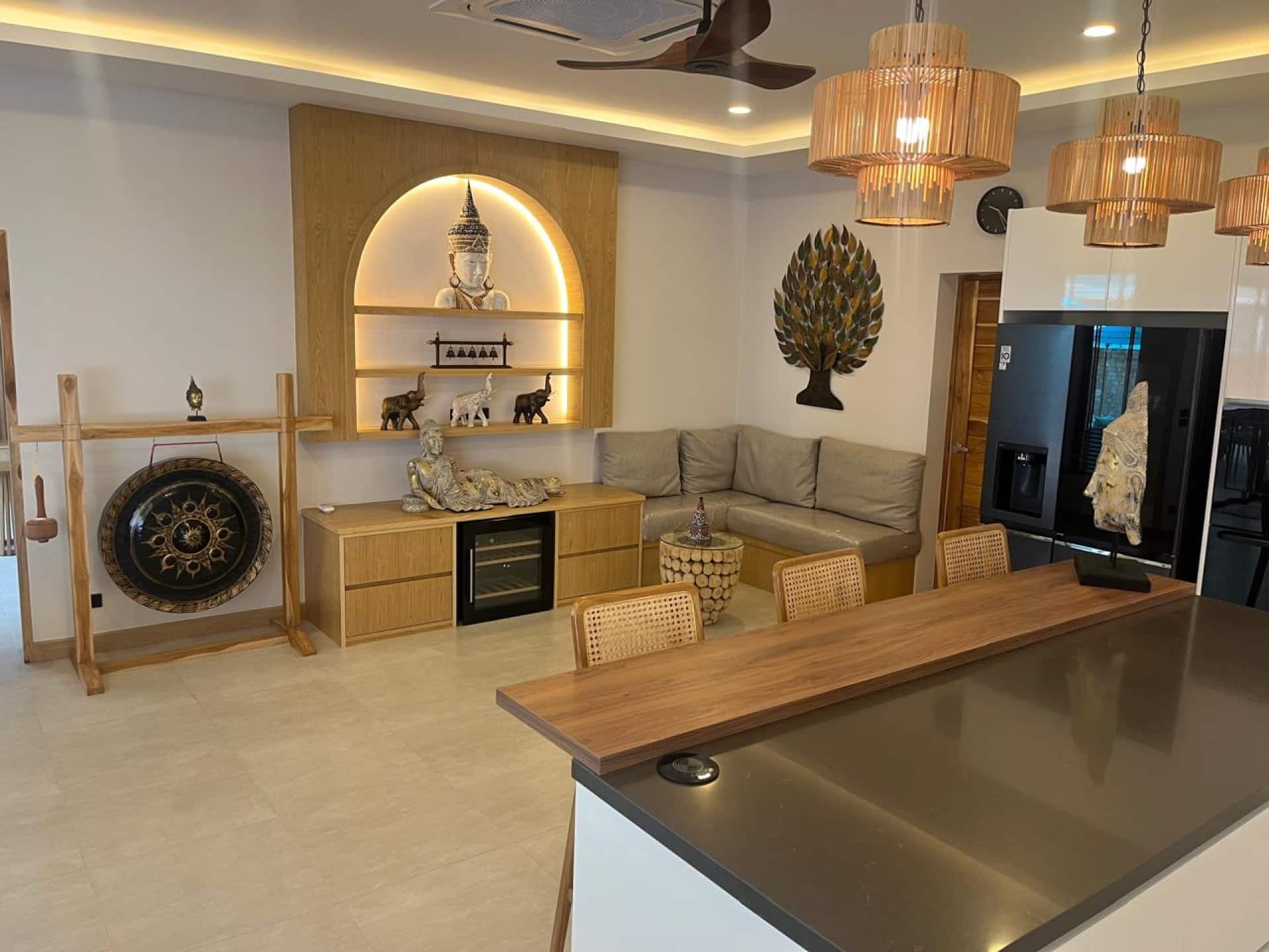Charming 3-Bedrooms Villa in Lamai – Your Tropical Retreat Awaits!